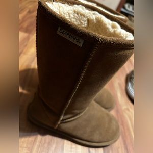 BearPaw Boots.